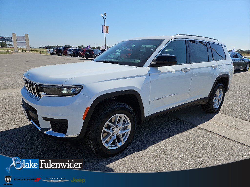 New 2025 Jeep Grand Cherokee L Laredo