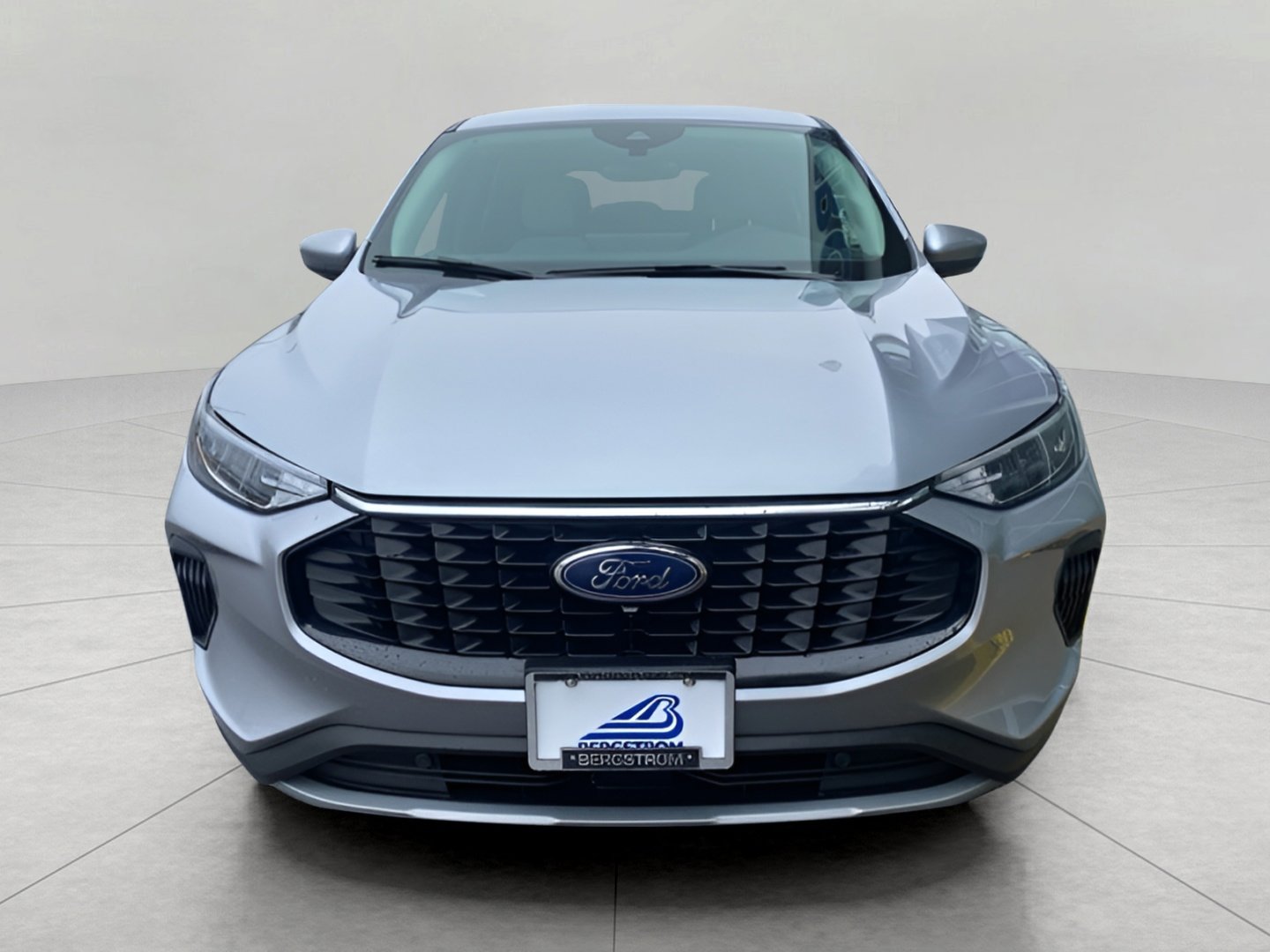 Certified 2023 Ford Escape Active w/ Tech Pack #2 image 2