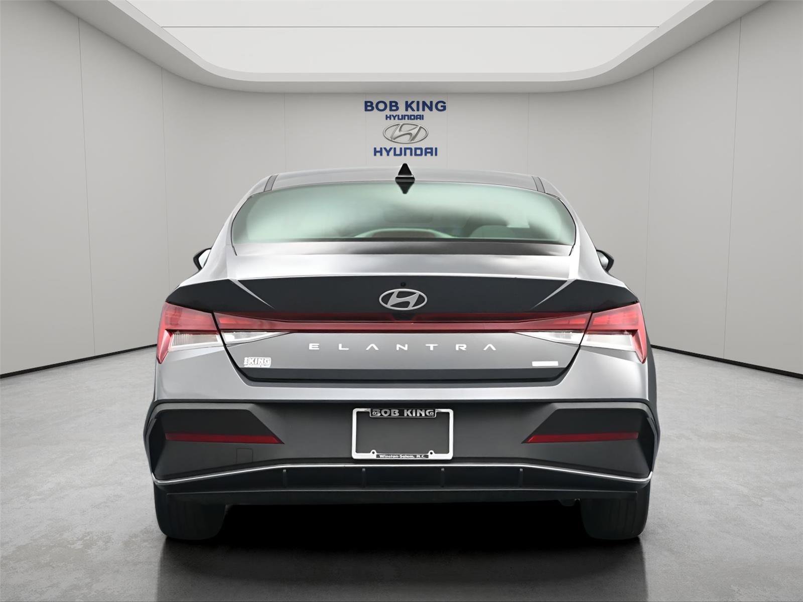 Used 2024 Hyundai Elantra Blue FWD image 27