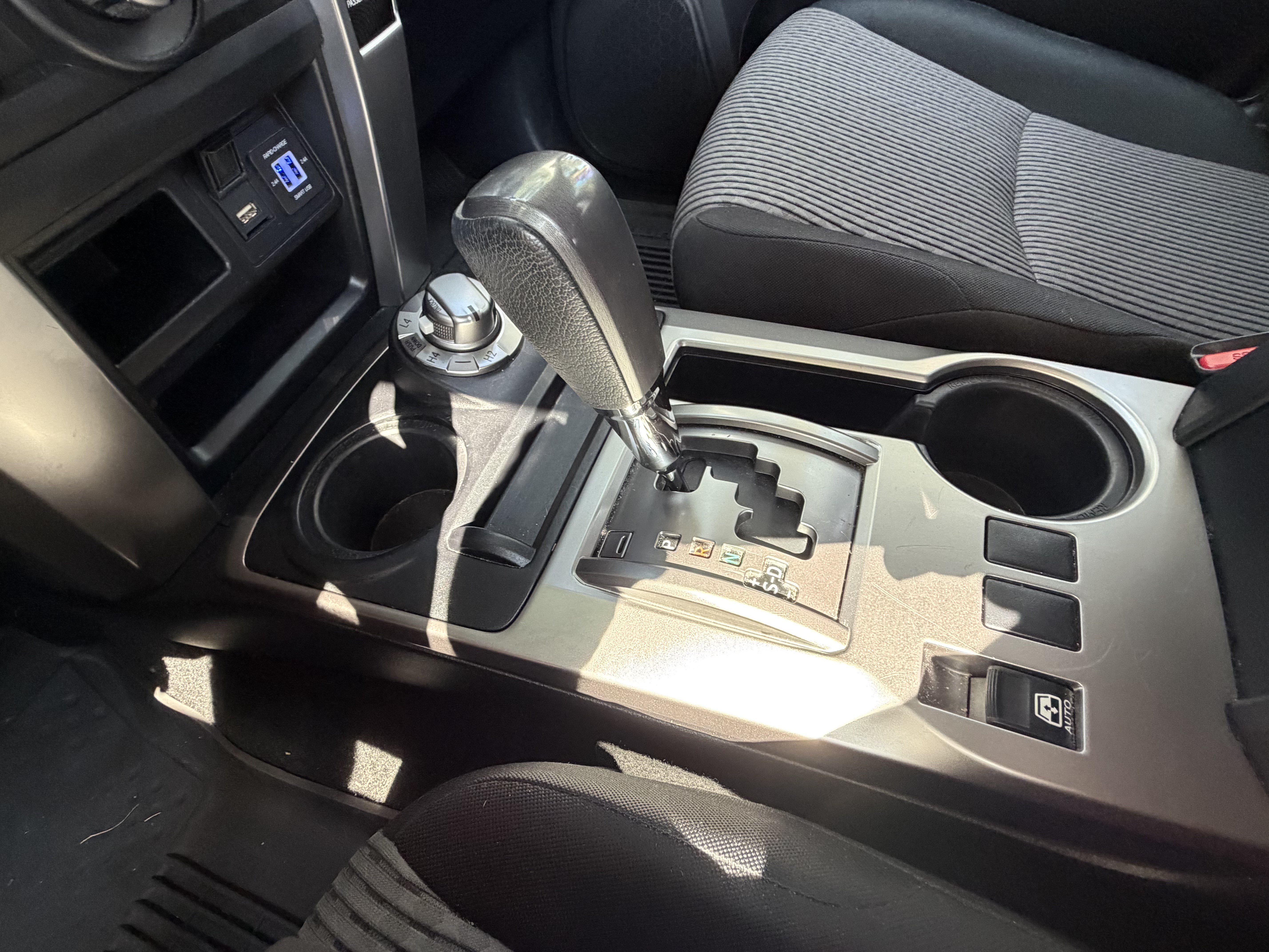 Used 2023 Toyota 4Runner SR5 AWD/4WD image 28