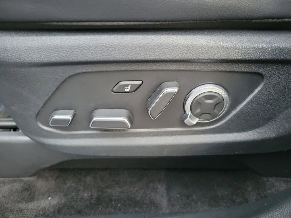 Used 2024 Hyundai Palisade Calligraphy image 20