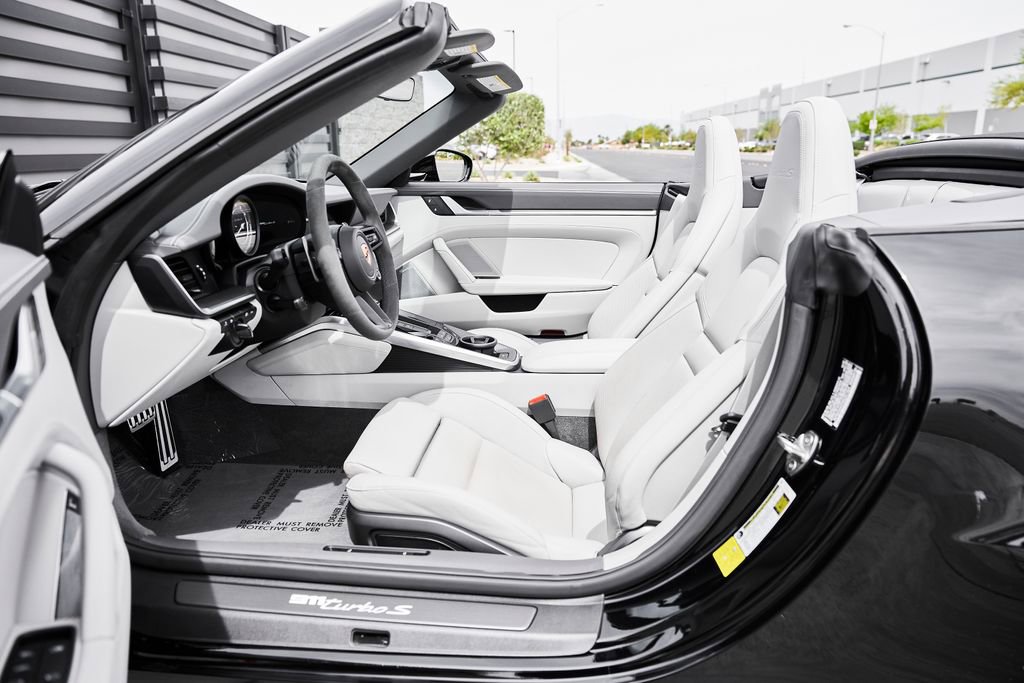 Used 2024 Porsche 911 Turbo S image 29