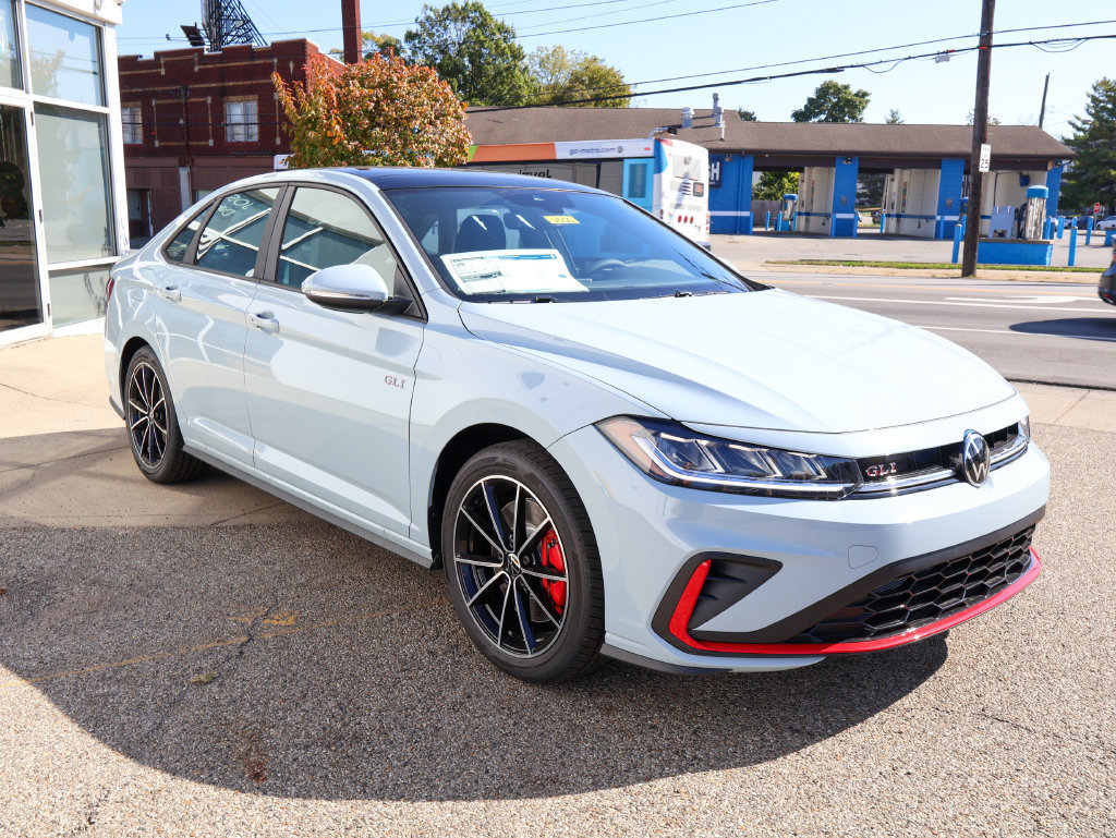 New 2027 Volkswagen Jetta GLI Autobahn FWD image 7