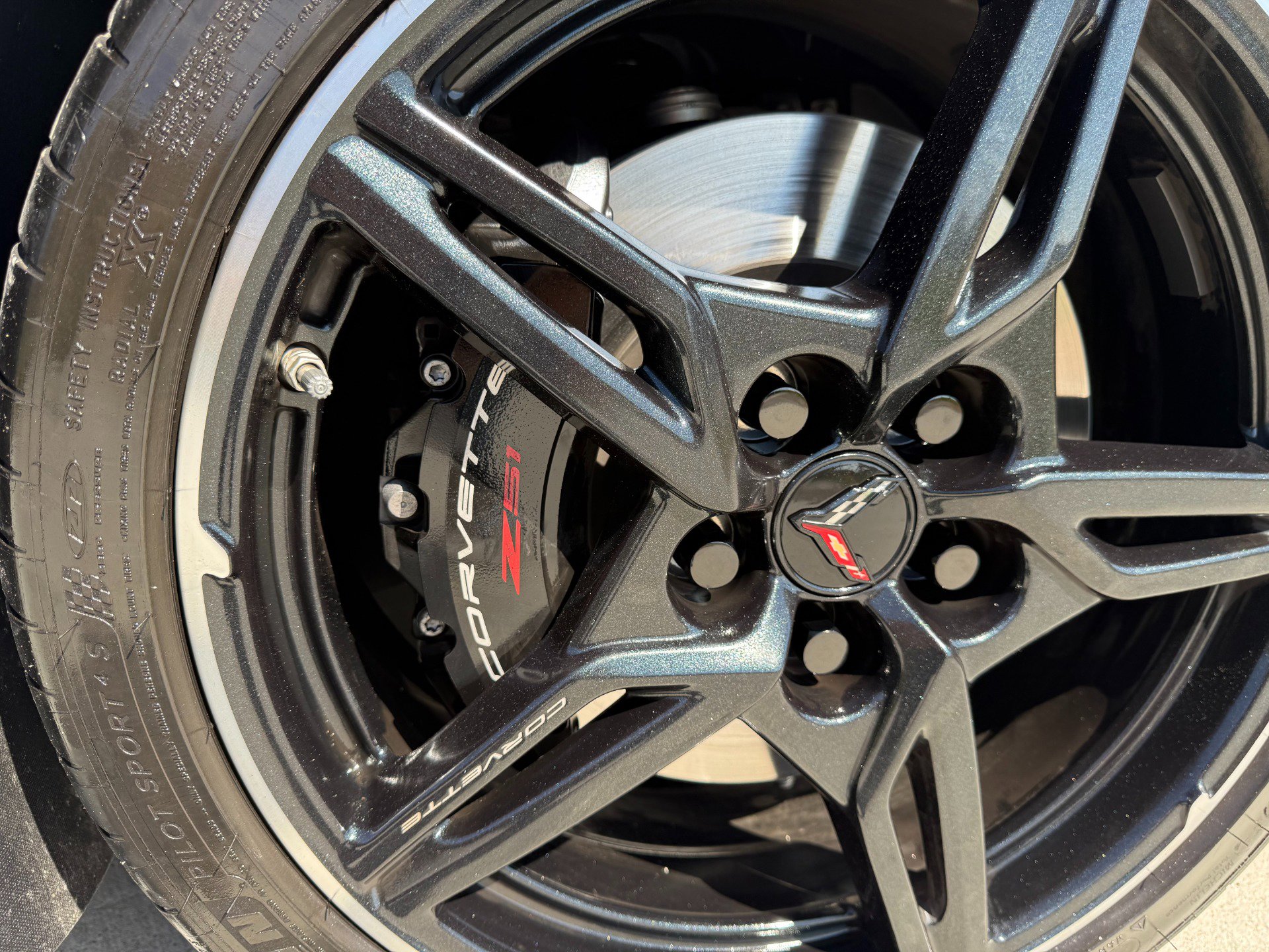 Used 2023 Chevrolet Corvette Stingray Premium Conv w/ Z51 Performance Package RWD image 55
