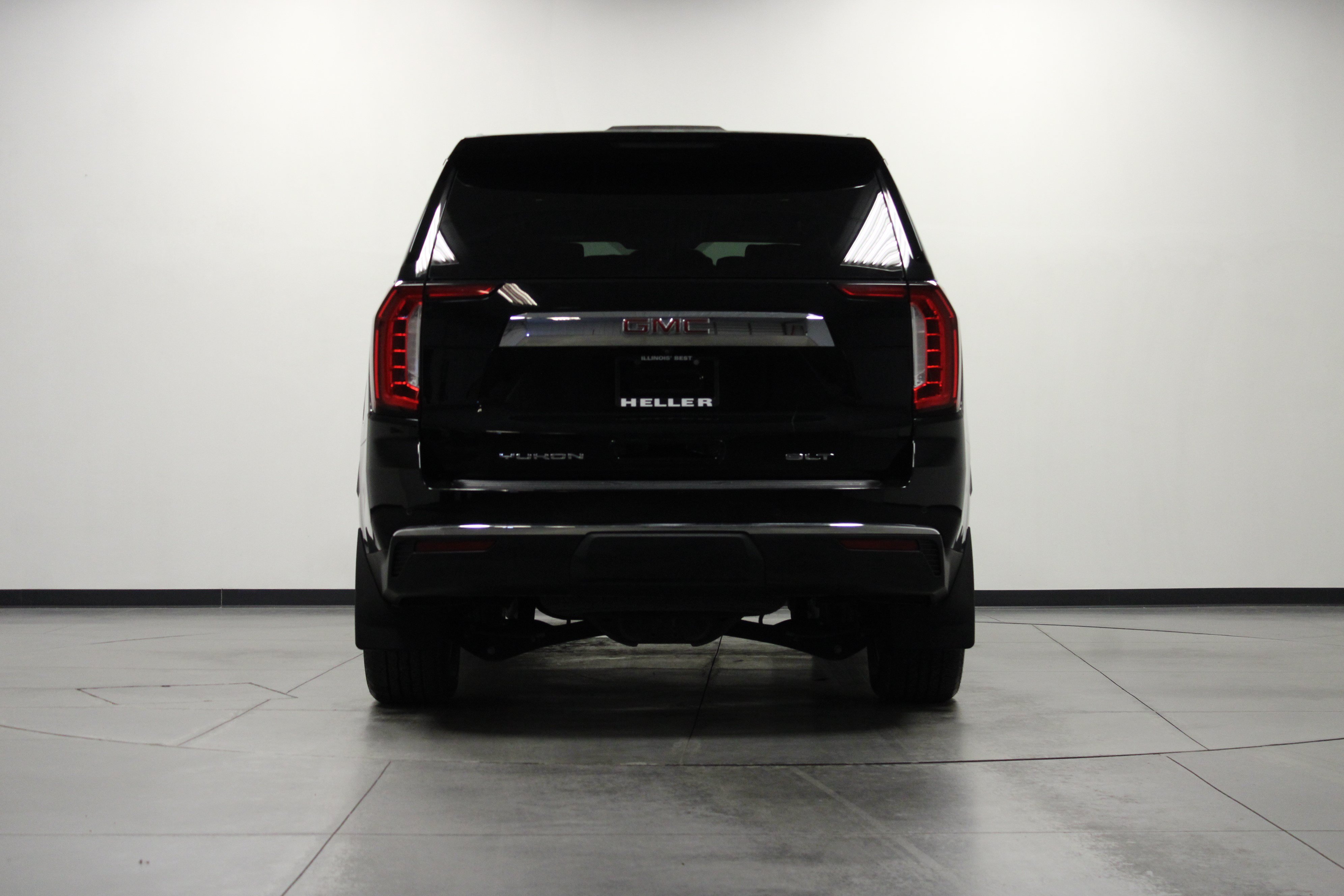 Used 2021 GMC Yukon SLT w/ SLT Luxury Plus Package AWD/4WD image 5