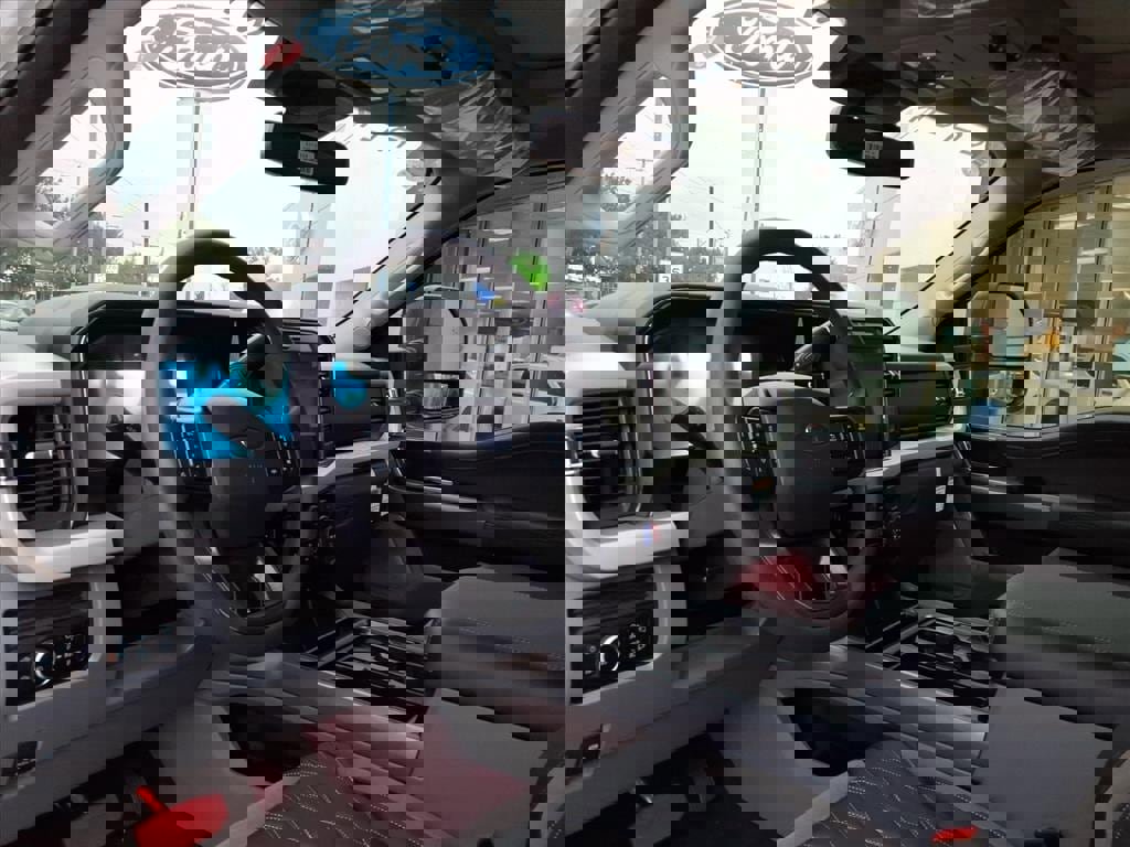 New 2026 Ford F250 XLT w/ XLT Premium Package image 11