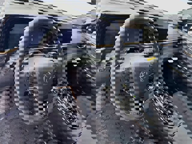 New 2026 Toyota Crown Platinum image 9