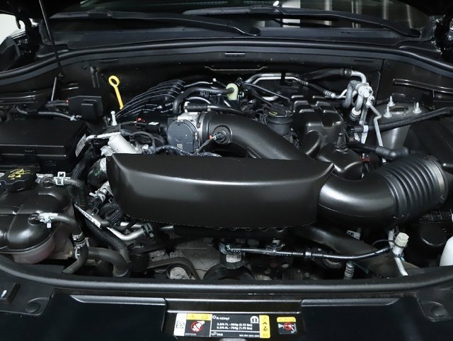 Used 2023 Dodge Durango GT image 37