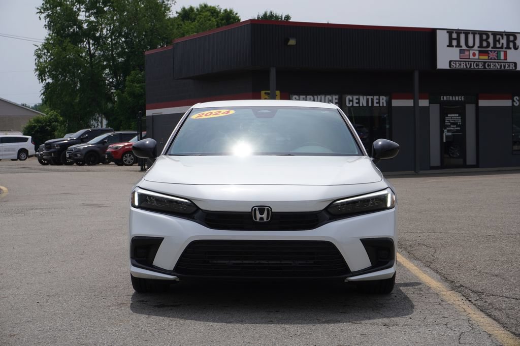 Used 2024 Honda Civic Sport image 2