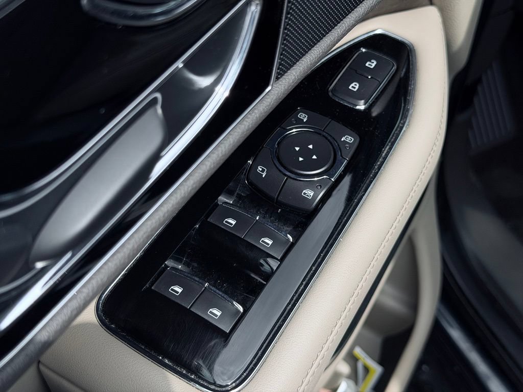 Used 2022 Lincoln Navigator 4WD image 20