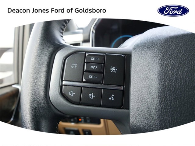 Used 2022 Ford F150 Lariat w/ Trailer Tow Package image 22