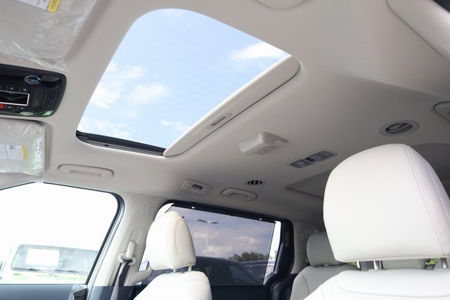 New 2026 Kia Carnival SX image 22