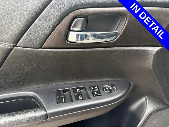 Used 2014 Honda Accord EX image 25