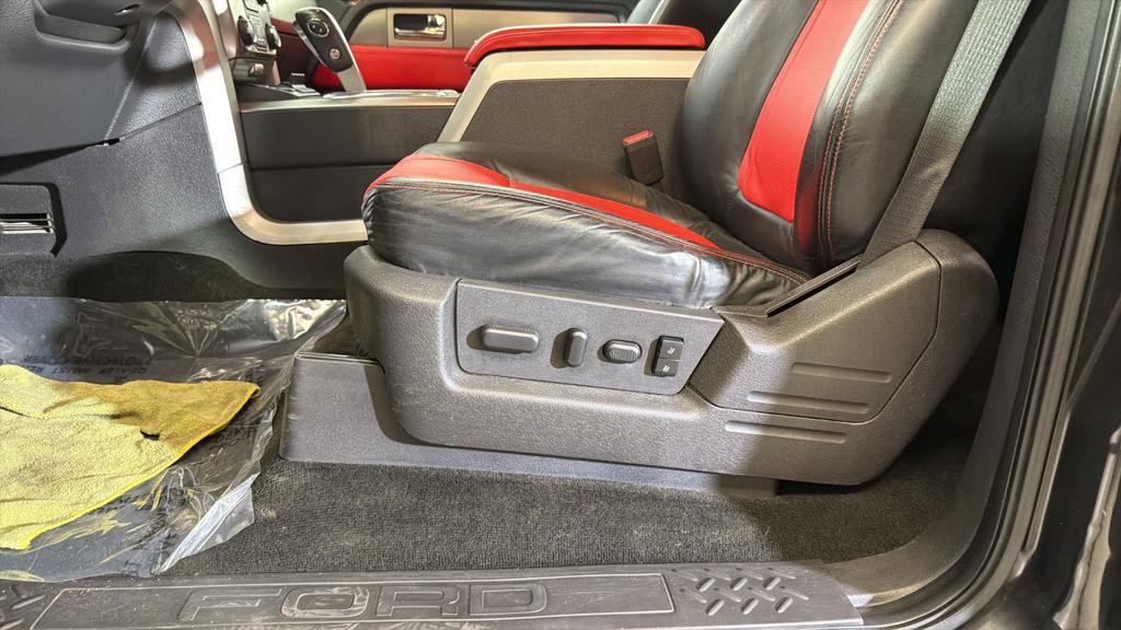 Used 2013 Ford F150 Raptor w/ Luxury Equipment Group AWD/4WD image 20
