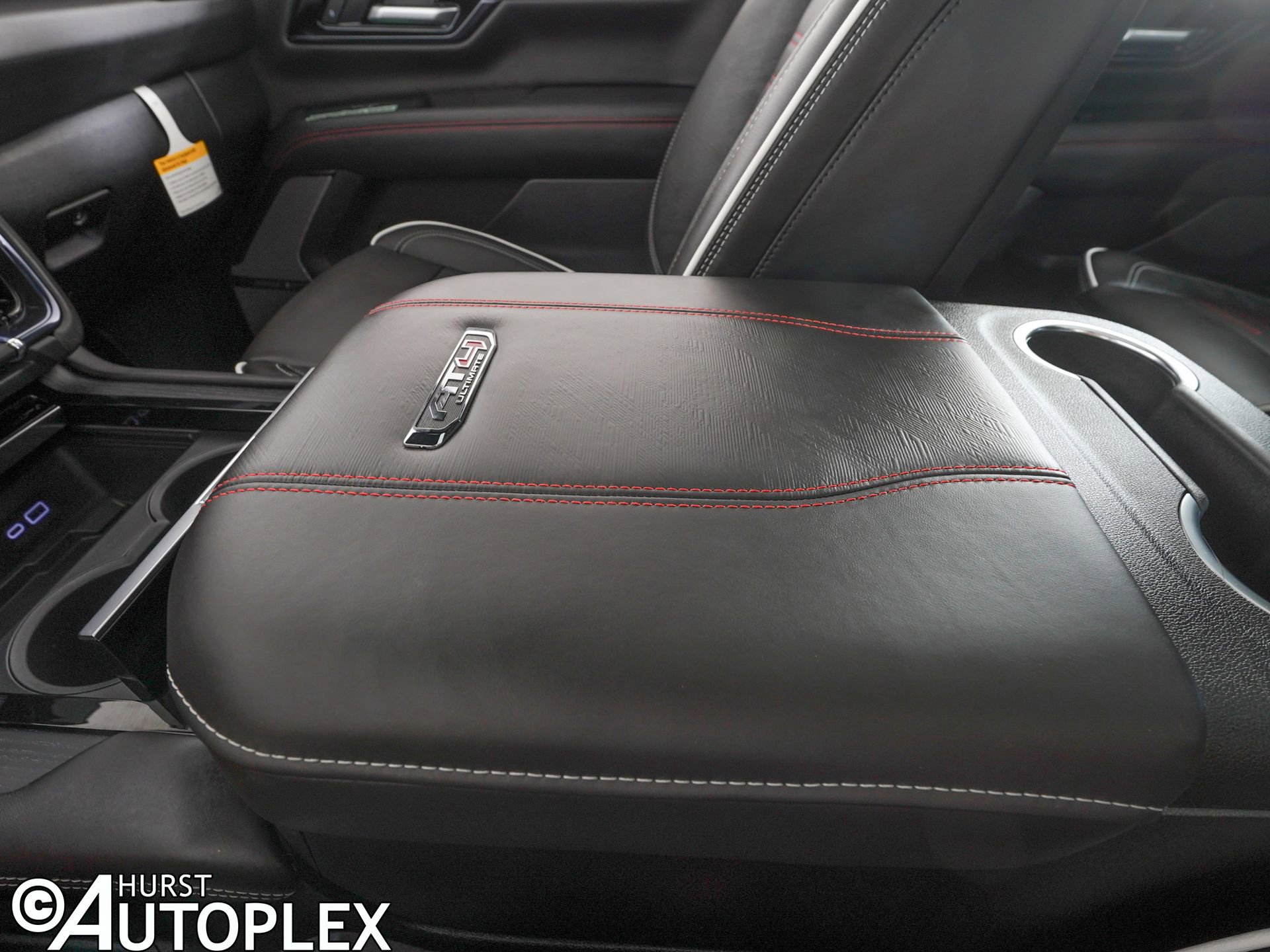 Used 2026 GMC Yukon AT4 Ultimate w/ LPO, Floor Liner Package image 32