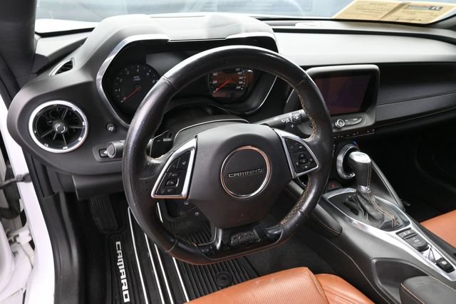 Used 2017 Chevrolet Camaro SS RWD image 25