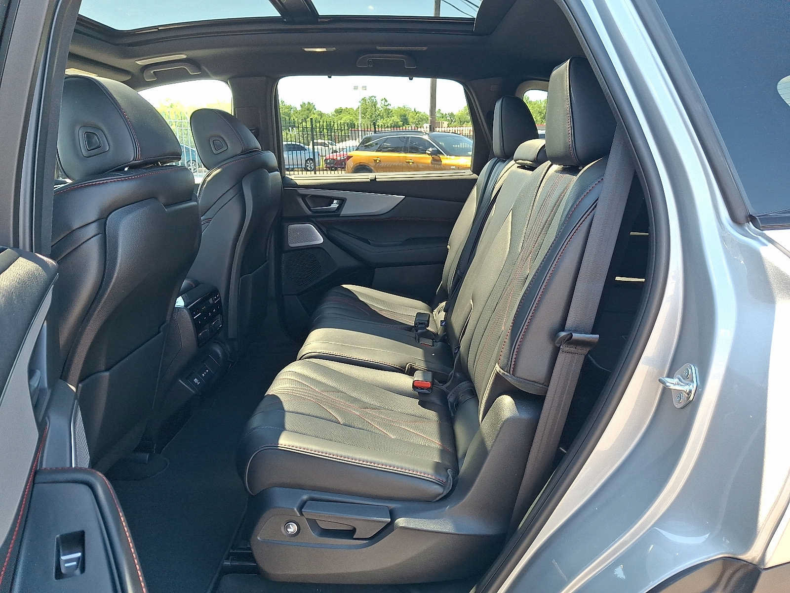 Used 2026 Acura MDX A-Spec AWD/4WD image 11