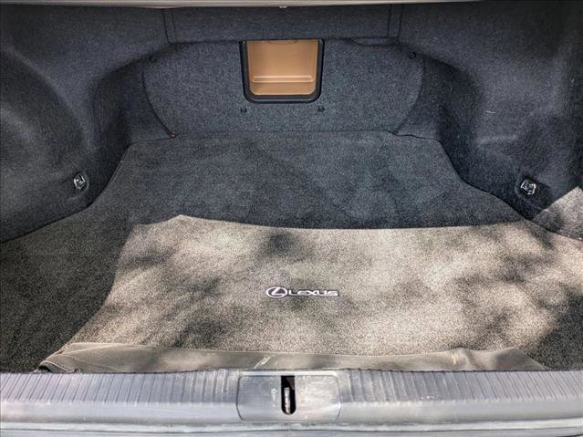 Used 2017 Lexus ES 350 w/ Accessory Package 2 image 6