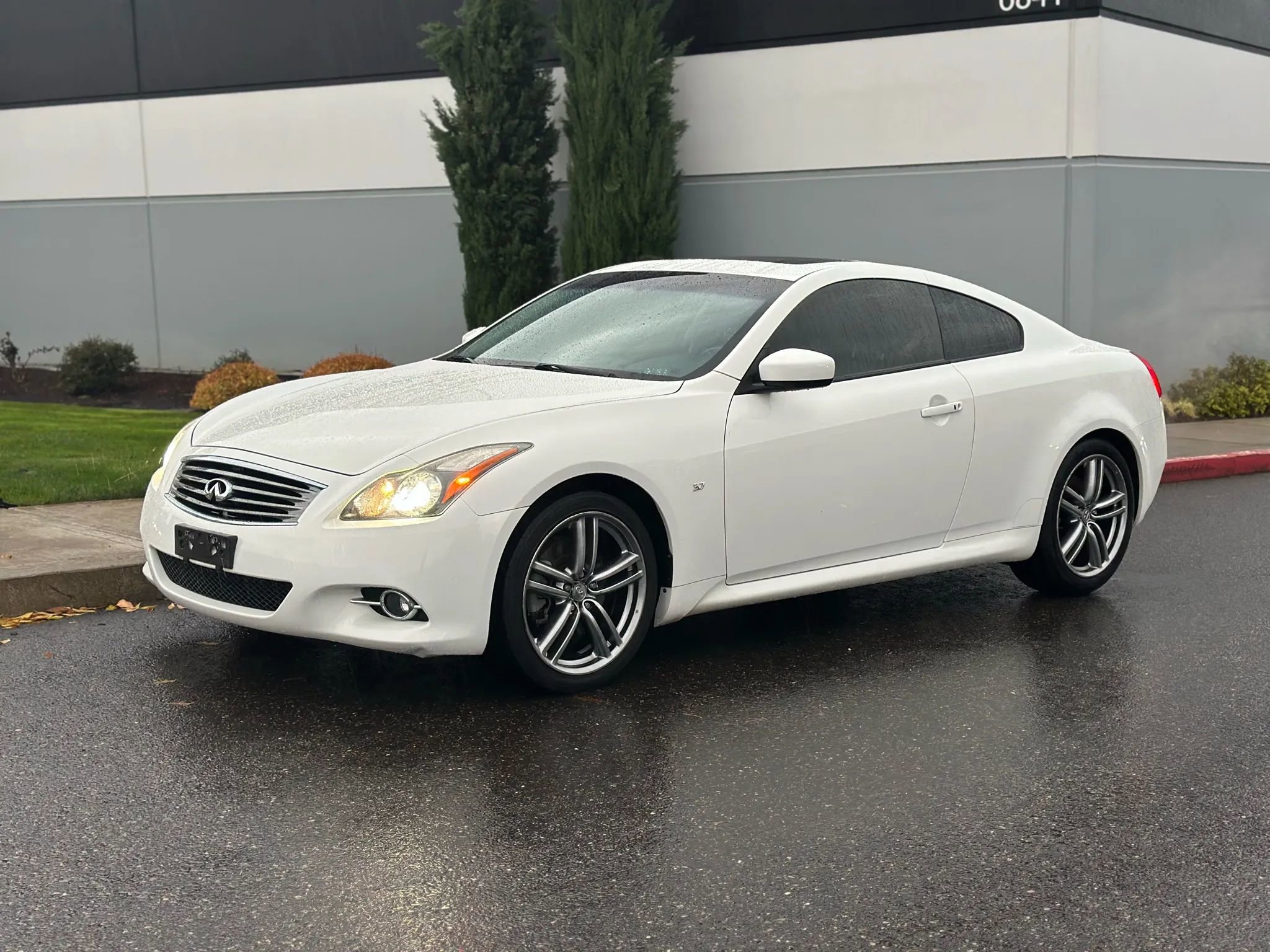 Used 2014 INFINITI Q60 Journey w/ Premium Package image 1