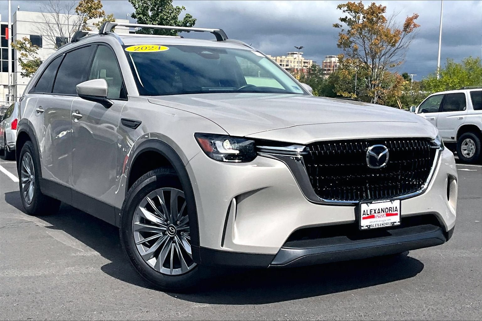 Used 2024 MAZDA CX-90 3.3 Turbo w/ Preferred Plus AWD/4WD image 2