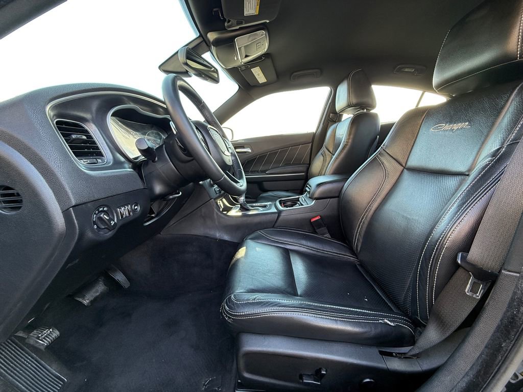 Used 2015 Dodge Charger R/T image 9