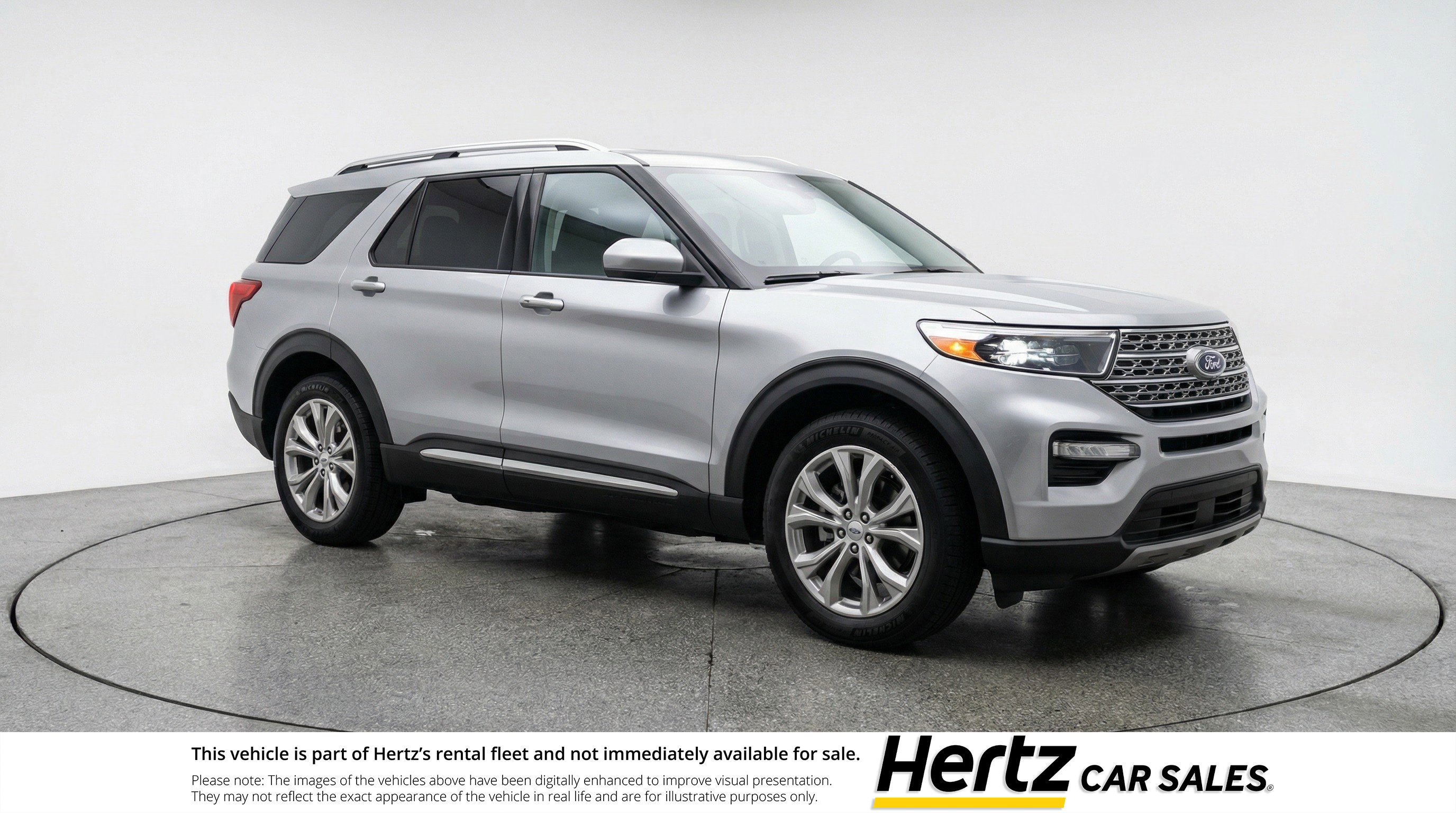 Used 2024 Ford Explorer Limited image 1