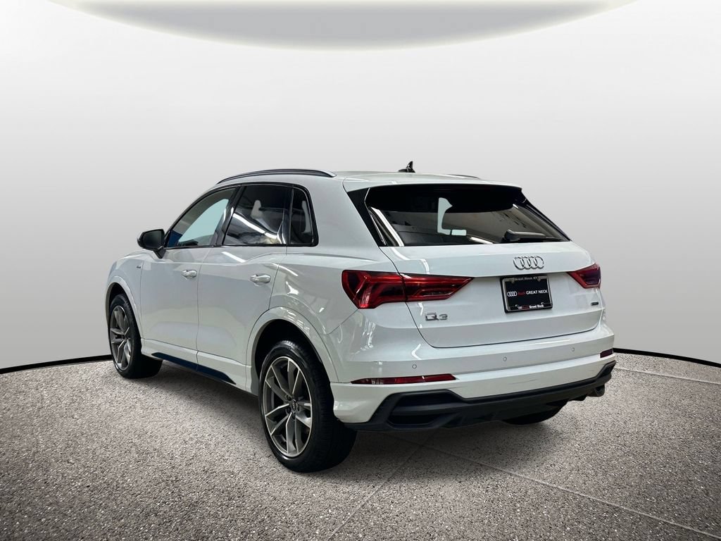 Used 2023 Audi Q3 2.0T Premium Plus w/ Premium Plus Package AWD/4WD image 6