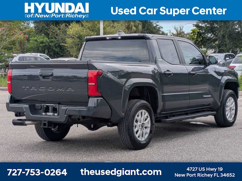 Used 2025 Toyota Tacoma SR5 RWD image 5