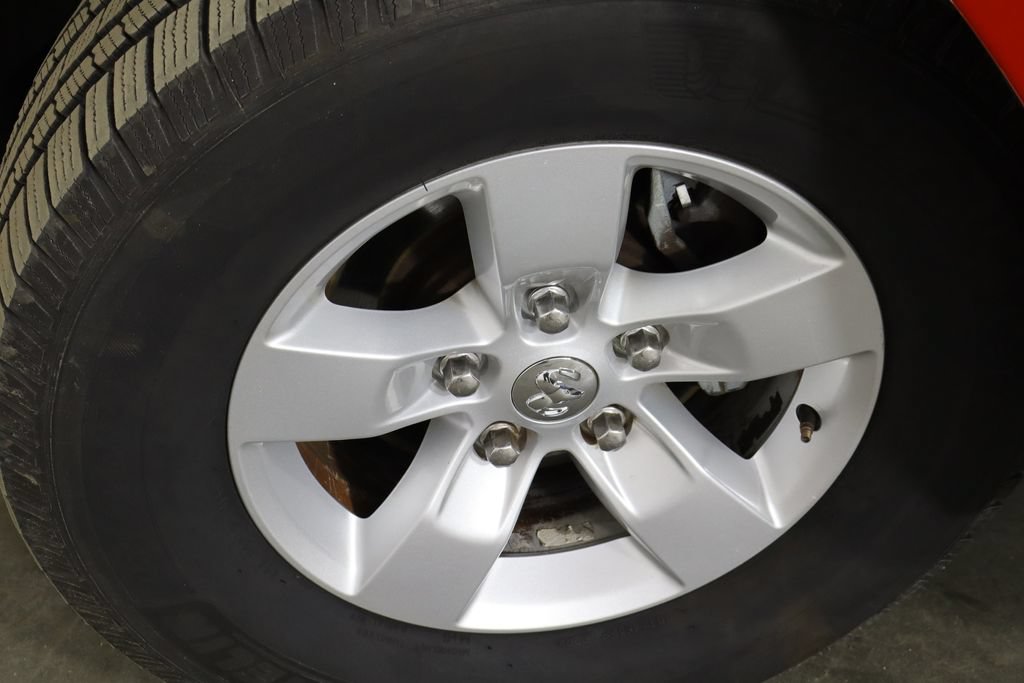 Used 2013 RAM 1500 Classic SLT RWD image 37