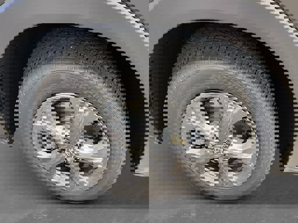 Used 2026 Honda HR-V LX image 10