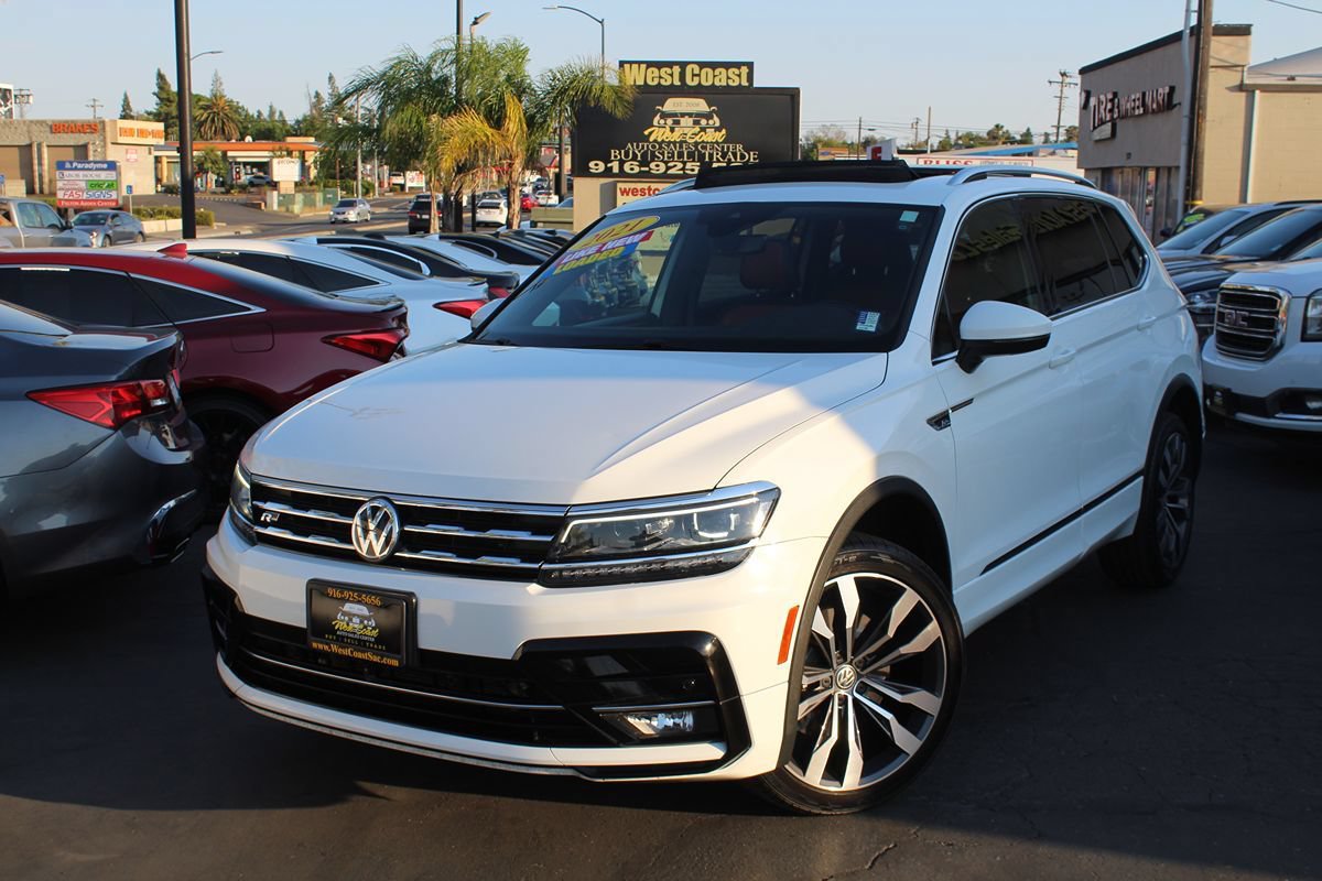 Used 2021 Volkswagen Tiguan SEL Premium R-Line w/ 3rd Row Seat Package AWD/4WD image 45
