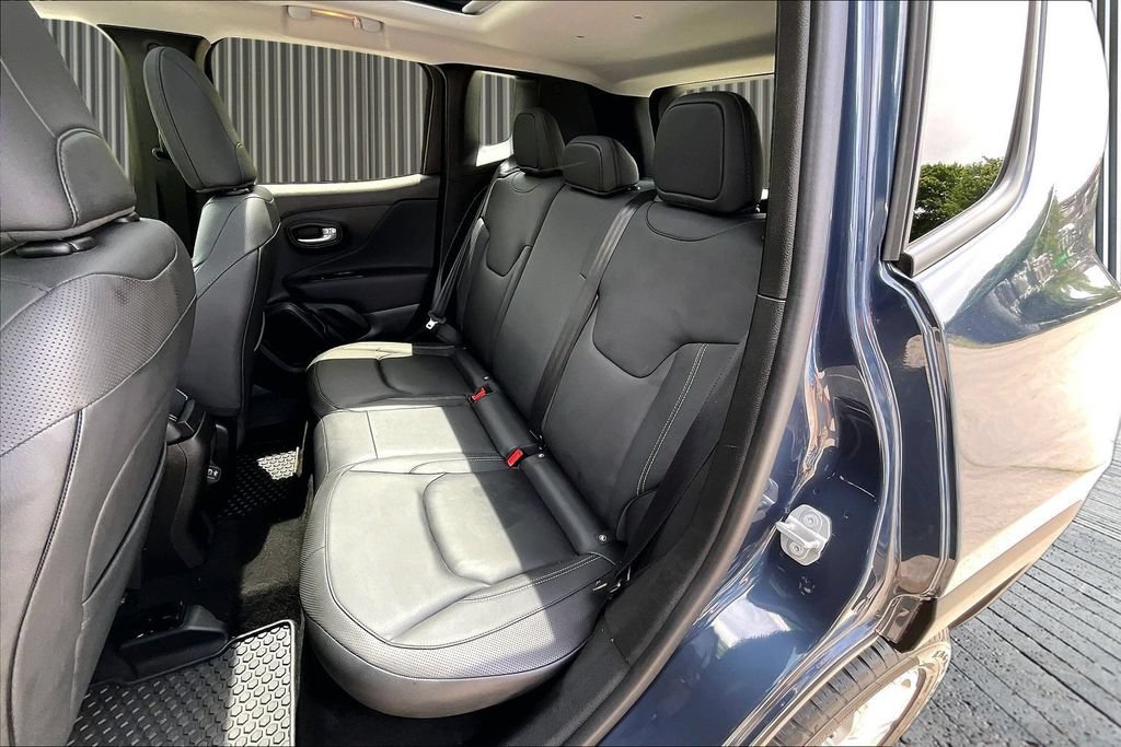 Used 2023 Jeep Renegade Limited w/ Sun/Sound Group AWD/4WD image 28