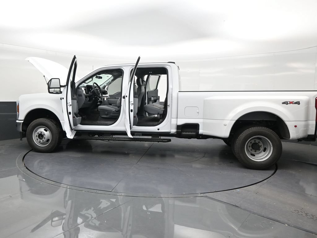 Used 2026 Ford F350 XL AWD/4WD image 29