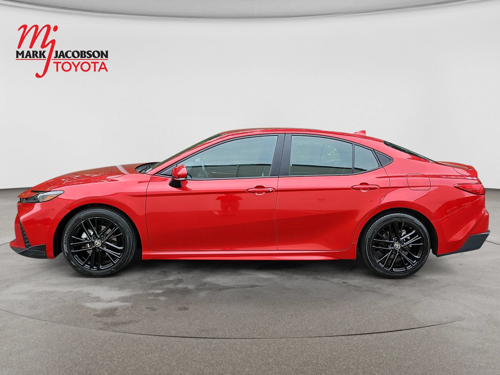 Used 2025 Toyota Camry SE FWD image 15
