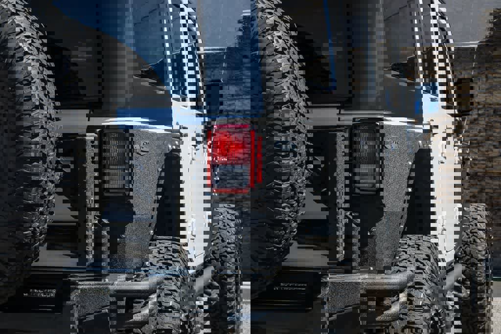 Used 2015 Jeep Wrangler Freedom Edition image 6