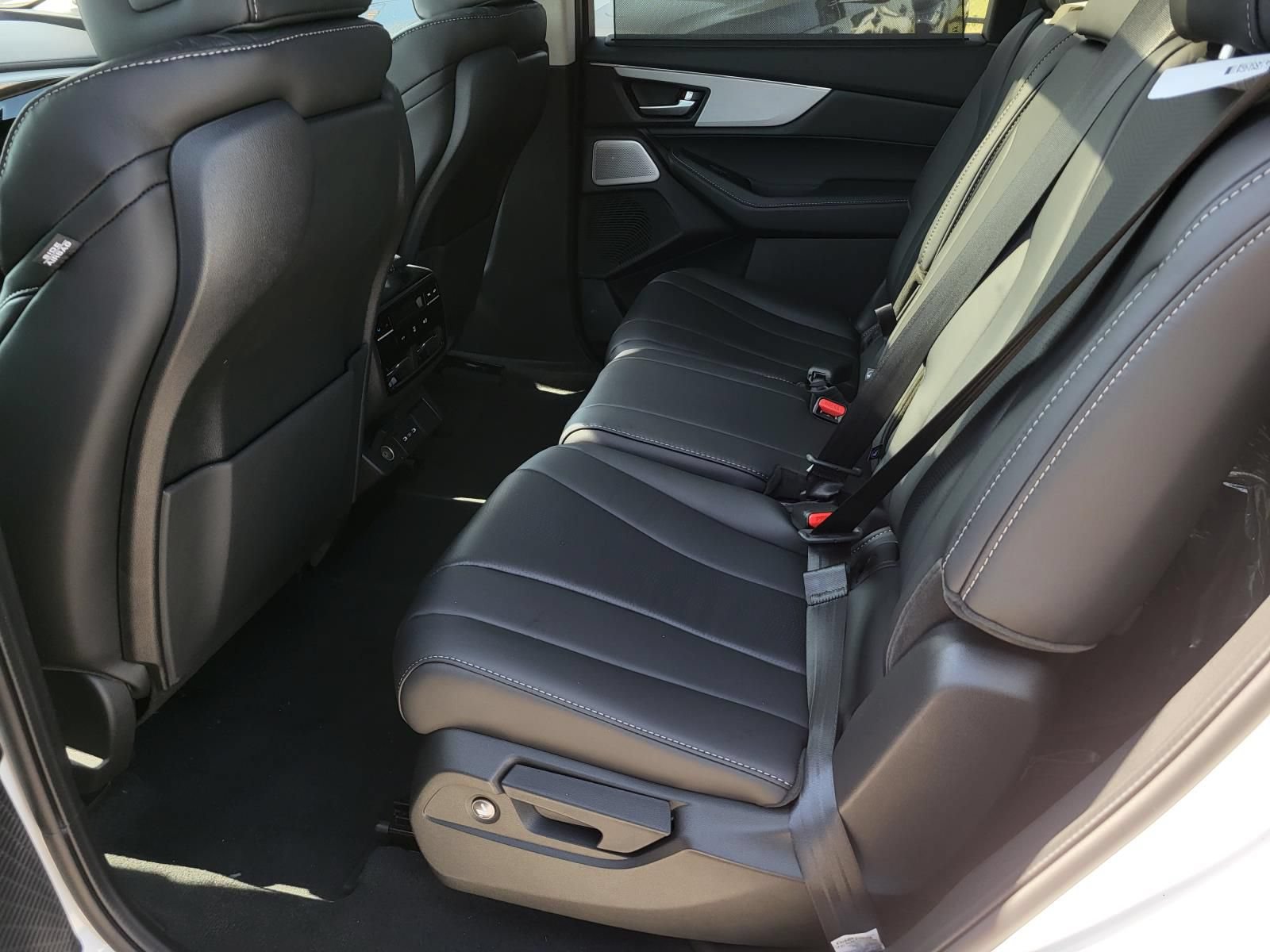 New 2026 Acura MDX FWD w/ Technology Package image 11