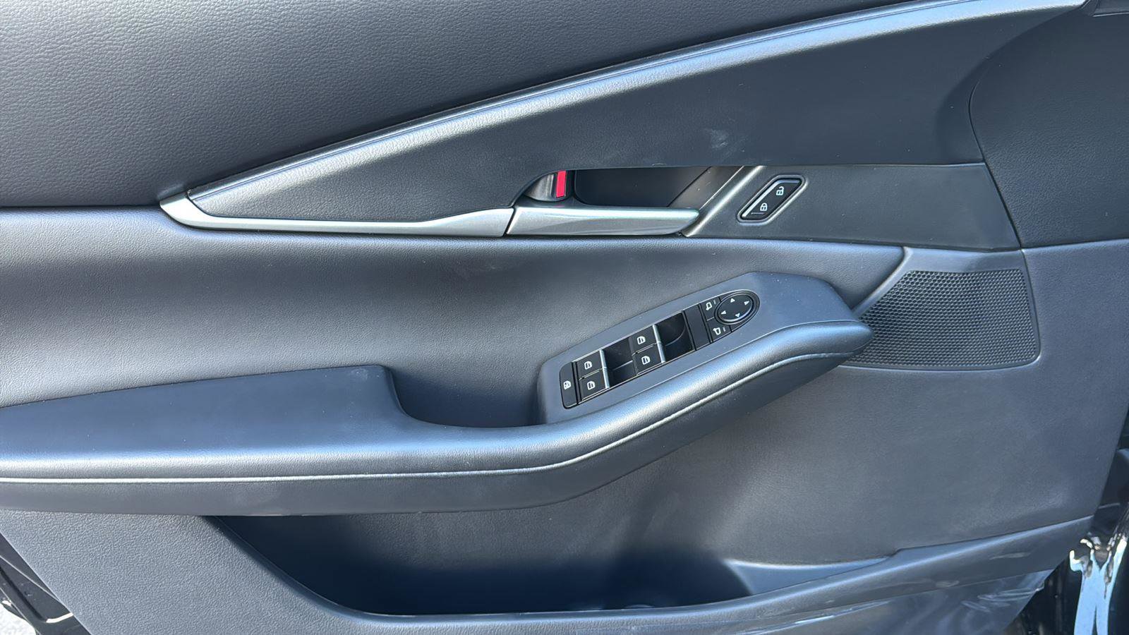 New 2026 MAZDA CX-30 AWD 2.5 S w/ Select Sport Pkg image 8