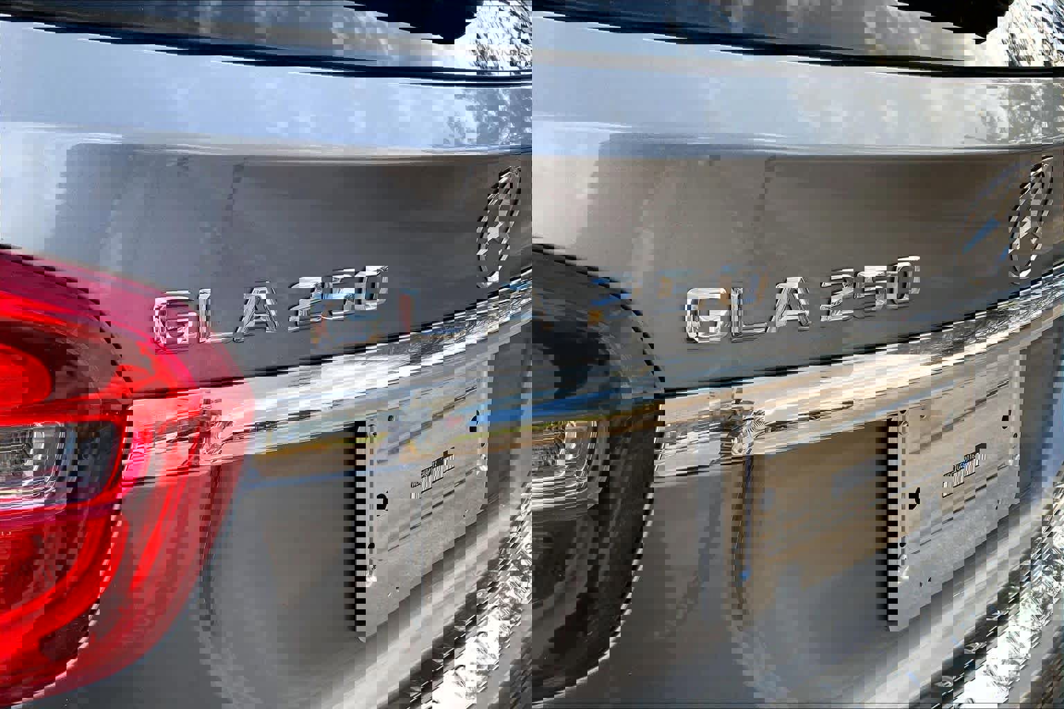 Used 2015 Mercedes-Benz GLA 250 4MATIC image 9