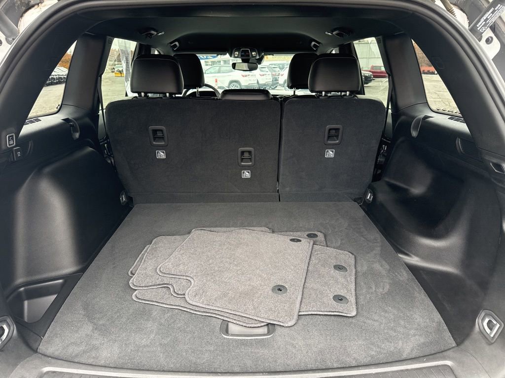 Certified 2023 Jeep Grand Cherokee Altitude image 17