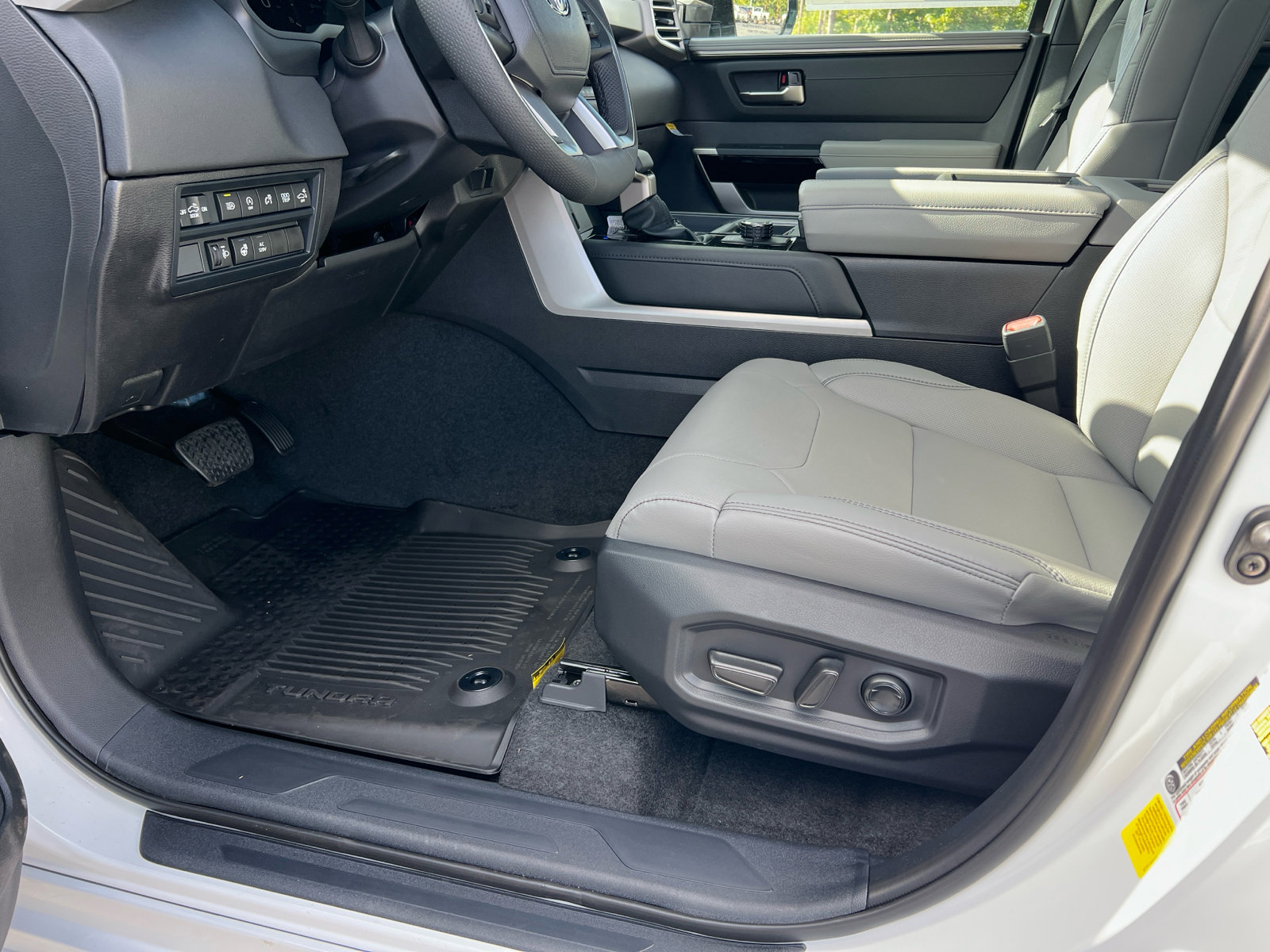 New 2026 Toyota Tundra Limited image 9