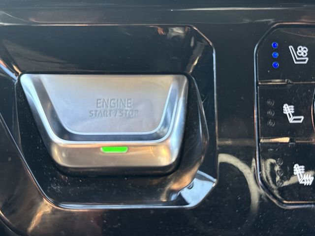 Used 2022 GMC Sierra 1500 Denali RWD image 17