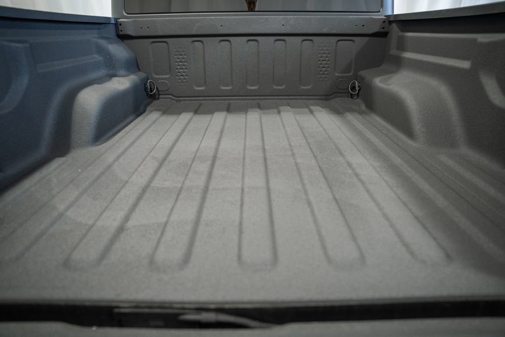 Certified 2022 Jeep Gladiator Sport AWD/4WD image 8