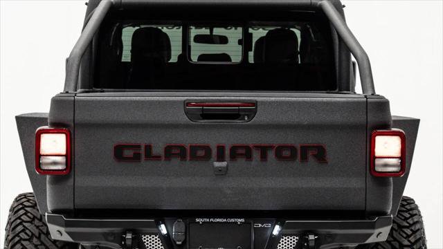 Used 2025 Jeep Gladiator Sport image 18