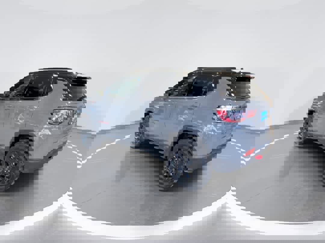 Used 2023 Jeep Compass Trailhawk image 6