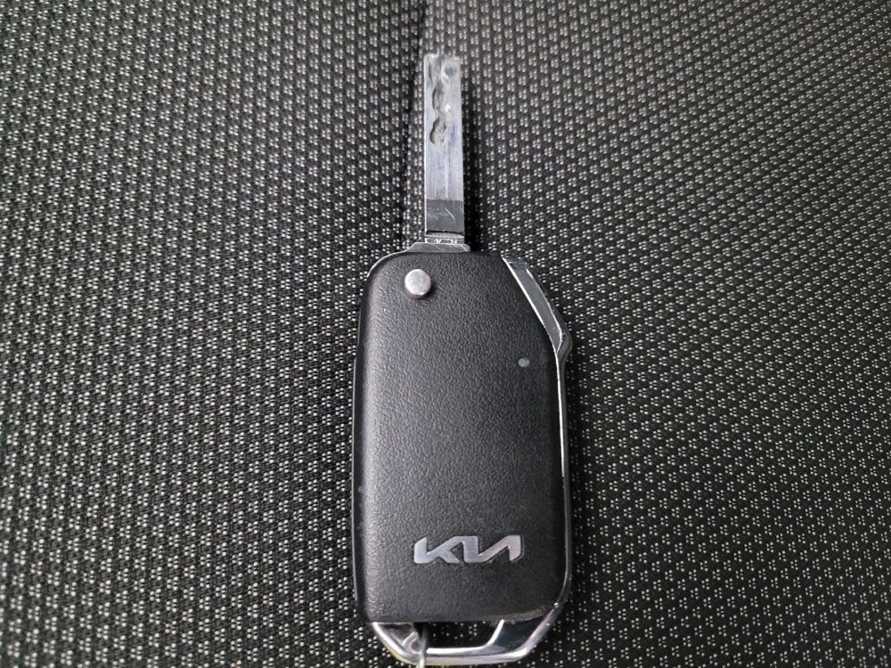 Used 2024 Kia Forte LXS image 32