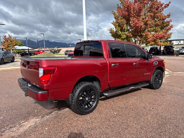 Used 2017 Nissan Titan SL AWD/4WD image 7