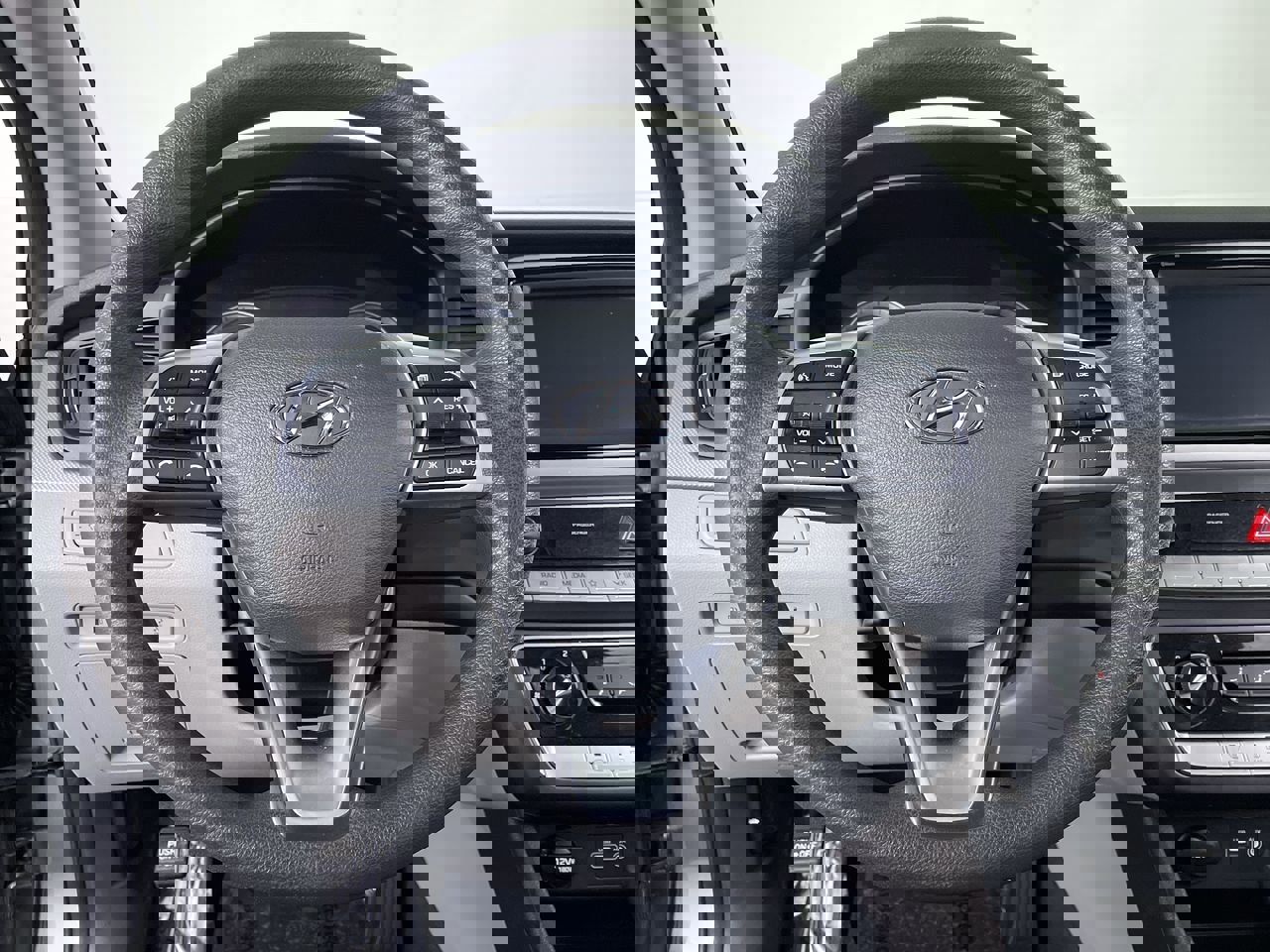 Used 2019 Hyundai Sonata SE image 13