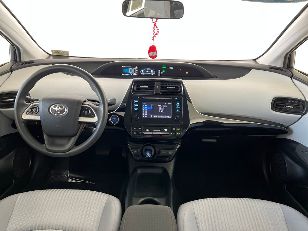 Used 2016 Toyota Prius Two image 15