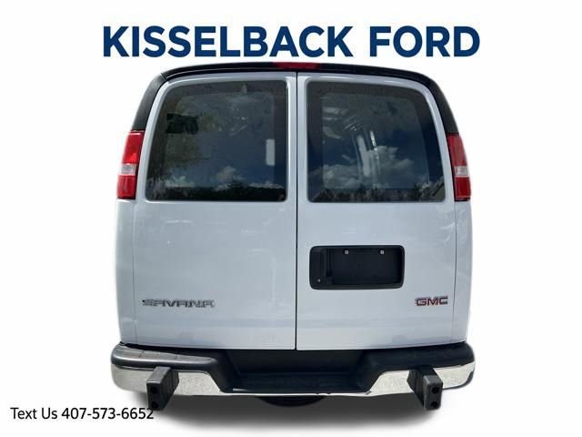 Used 2024 GMC Savana 2500 w/ Driver Convenience Package image 4