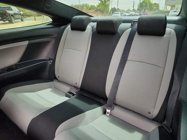 Used 2018 Honda Civic EX-T image 9